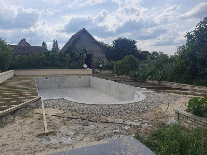 Création piscine Lamblore