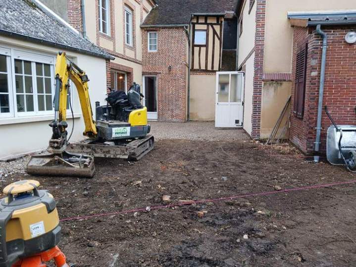 Aménagement cour et terrasse extérieure Lamblore