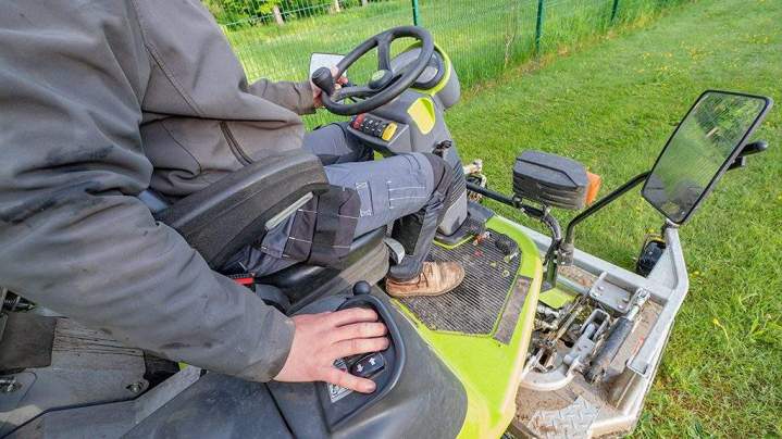 Tondeuse jardin Lamblore